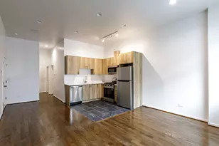 2216 W Taylor St, Chicago, IL 60612 - Photo 2