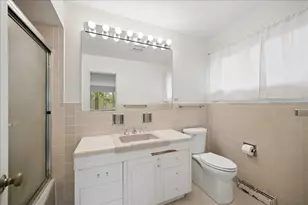 782 Clover Ln, Glencoe, IL 60022 - Photo 16