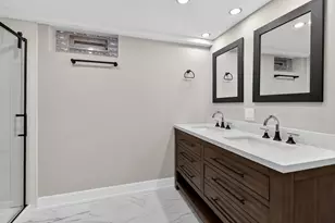 7624 W Ainslie St, Harwood Heights, IL 60706 - Photo 18