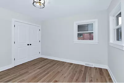 7624 W Ainslie Street, Harwood Heights, IL 60706 - Photo 14