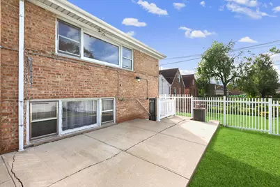 9320 S Michigan Avenue, Chicago, IL 60619 - Photo 6