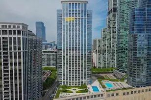 1235 S Prairie Ave, Chicago, IL 60605 - Photo 1