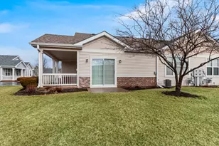 16134 Powderhorn Lake Way, Crest Hill, IL 60403 - Photo 4