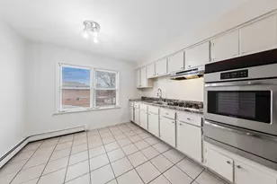 372 Yates Ave, Calumet City, IL 60409 - Photo 12