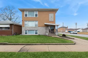 372 Yates Ave, Calumet City, IL 60409 - Photo 1