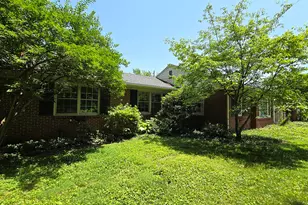 4 Lilac Ln, Centralia, IL 62801 - Photo 4