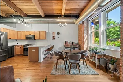 420 W Ontario Street #202, Chicago, IL 60654 - Photo 6