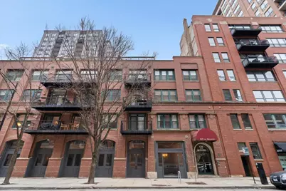 420 W Ontario Street #202, Chicago, IL 60654 - Photo 1