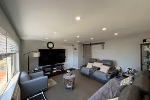 4209 Kolze Ave, Schiller Park, IL 60176 - Photo 10