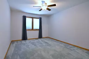 632 Berkshire Ln, Des Plaines, IL 60016 - Photo 16