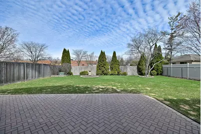 632 Berkshire Lane, Des Plaines, IL 60016 - Photo 22