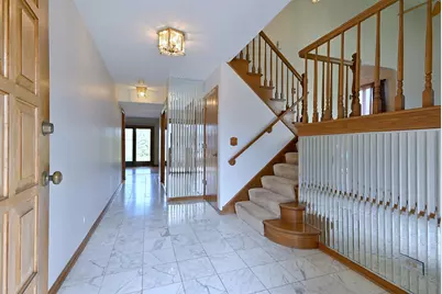 632 Berkshire Lane, Des Plaines, IL 60016 - Photo 2