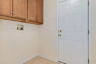 1800 Diamond Creek Ln, Aurora, IL 60503 - Photo 14