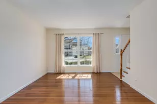 1800 Diamond Creek Ln, Aurora, IL 60503 - Photo 2