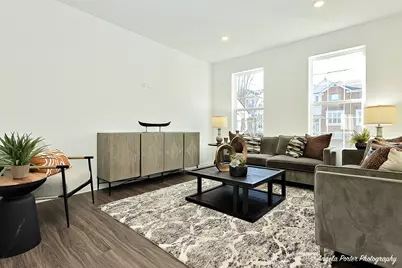 402 Neubauer Circle, Lindenhurst, IL 60046 - Photo 4