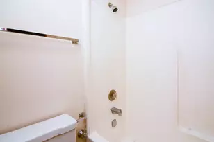 622 W Wellington Ave, Chicago, IL 60657 - Photo 18