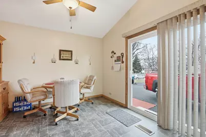 538 N West Avenue, Elmhurst, IL 60126 - Photo 8