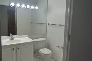 345 N La Salle Dr, Chicago, IL 60654 - Photo 16