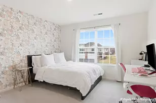 1213 Draper Rd, McHenry, IL 60050 - Photo 10