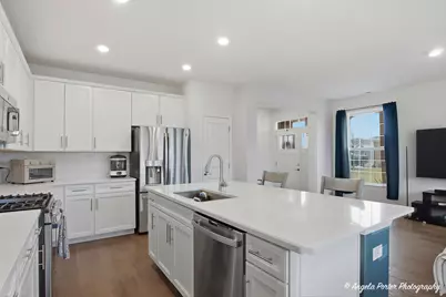 1213 Draper Road, McHenry, IL 60050 - Photo 4