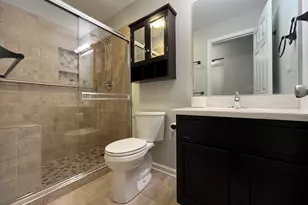 5201 Carriage Way Dr, Rolling Meadows, IL 60008 - Photo 4