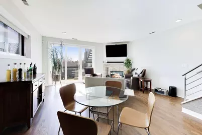 2241 W Roscoe Street #3, Chicago, IL 60618 - Photo 6