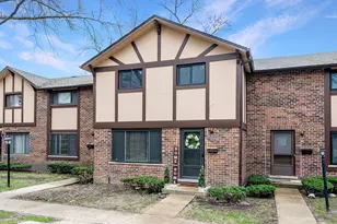 18W269 Kirkland Ln, Villa Park, IL 60181 - Photo 1