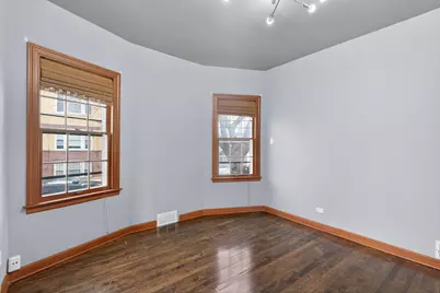 1657 N Harding Avenue, Chicago, IL 60647 - Photo 8