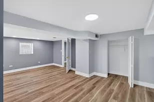 1657 N Harding Ave, Chicago, IL 60647 - Photo 22