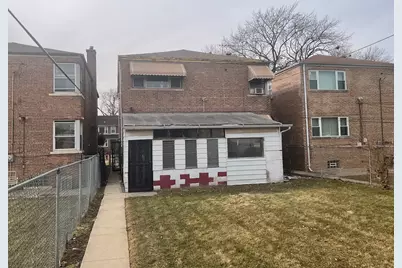 10929 S Eberhart Avenue, Chicago, IL 60628 - Photo 2