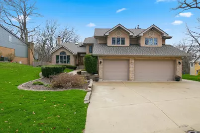 33 W Eureka Drive, Lemont, IL 60439 - Photo 2
