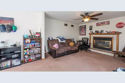 514 Judith Court, Winthrop Harbor, IL 60096 - Photo 14