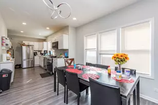 705 Massena Ave, Waukegan, IL 60085 - Photo 6