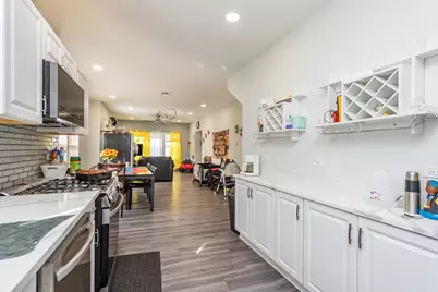 705 Massena Avenue, Waukegan, IL 60085 - Photo 10