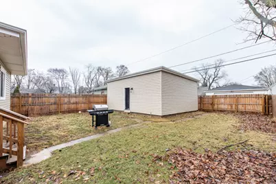 705 Massena Avenue, Waukegan, IL 60085 - Photo 14