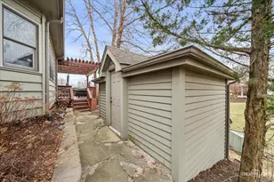 1909 Montclair Dr, Naperville, IL 60565 - Photo 38