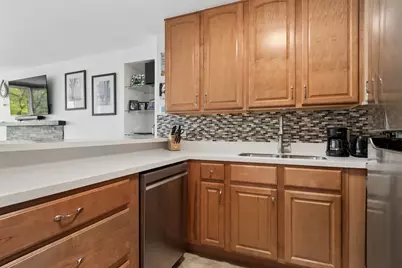 [Address not provided], Lisle, IL 60532 - Photo 6