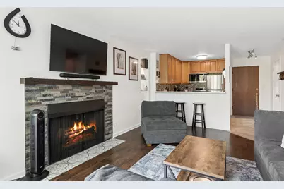[Address not provided], Lisle, IL 60532 - Photo 4
