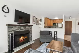 [Address not provided], Lisle, IL 60532 - Photo 4