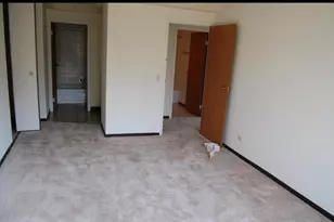 1840 Huntington Blvd, Hoffman Estates, IL 60169 - Photo 4