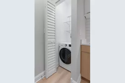 1627 W Chase Avenue #1B, Chicago, IL 60626 - Photo 10