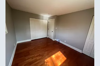 9240 S 87th Court, Hickory Hills, IL 60457 - Photo 12