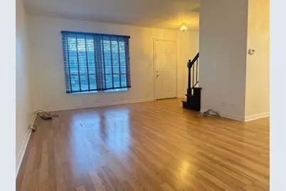 2080 Sutherland Place, Hoffman Estates, IL 60169 - Photo 4