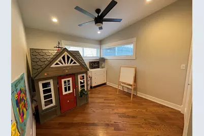 2 W Ridge Avenue, Prospect Heights, IL 60070 - Photo 10