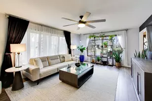 1 Aberdeen Rd, Hawthorn Woods, IL 60047 - Photo 6