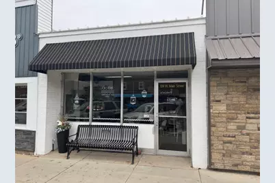 109 W Main Street, Rockton, IL 61072 - Photo 1