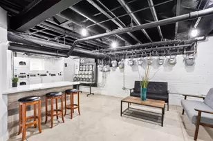 6037 N Winthrop Ave, Chicago, IL 60660 - Photo 10