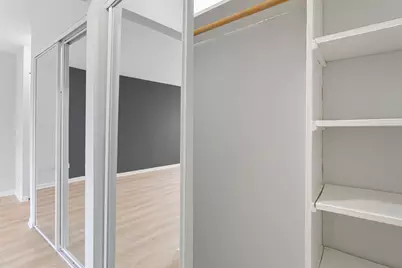 6758 N Sheridan Avenue #247, Chicago, IL 60626 - Photo 8