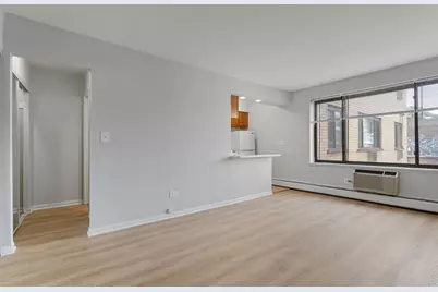 6758 N Sheridan Avenue #247, Chicago, IL 60626 - Photo 2