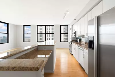 330 N Jefferson Street #2108, Chicago, IL 60661 - Photo 4